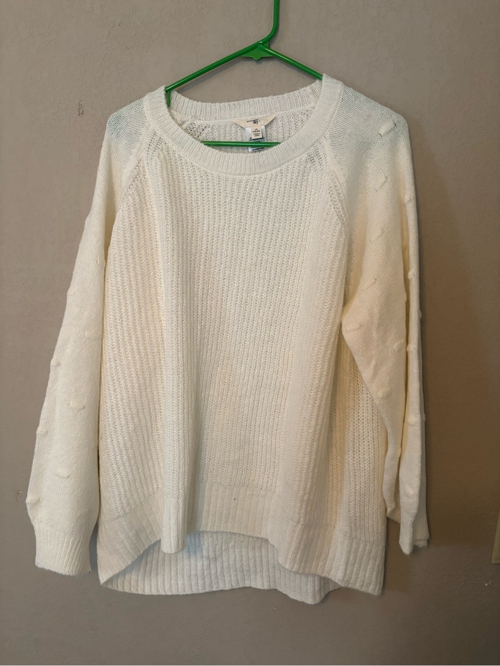 Terra & Sky Ivory Crewneck Sweater 1X Pretty Sleeve Details